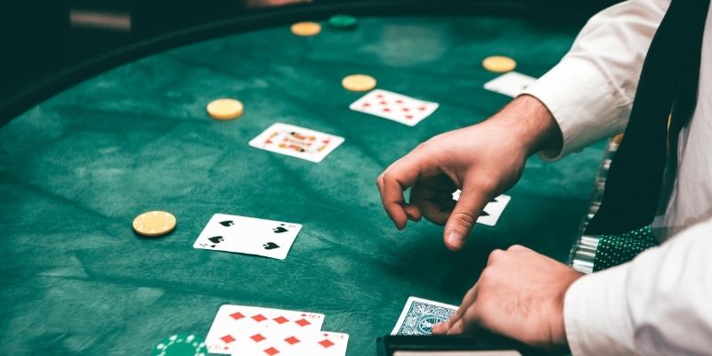 Baccarat Trực Tuyến Và Truyền Thống